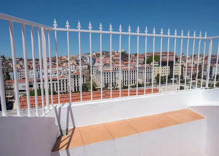 شقة Myplacelisbon - Mouraria Duplex